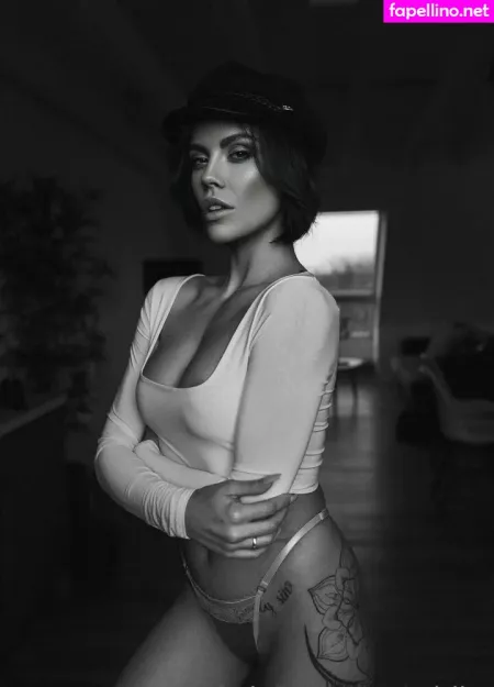 Miribe OnlyFans Thumbnail #DE5zaDBIkw