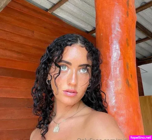 Mirlen Hits OnlyFans Thumbnail #O5Kl1nPqxp