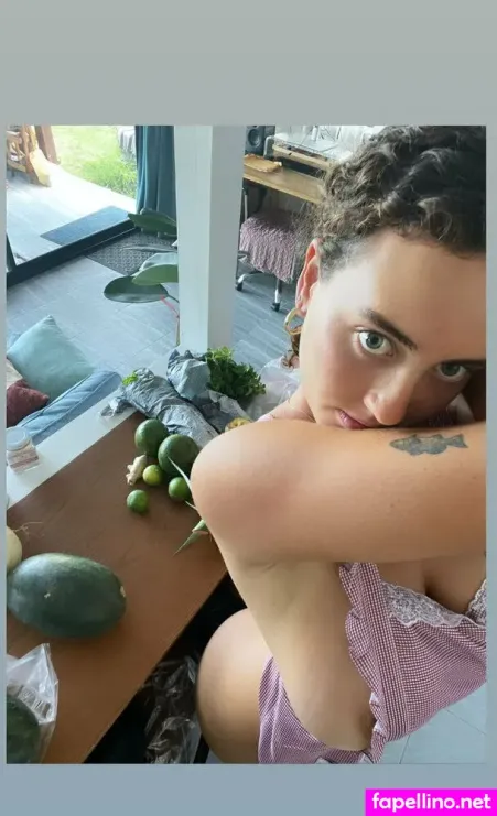 Mirlen Hitss OnlyFans Thumbnail #TvyaJQeVk5