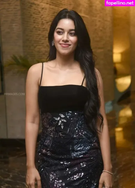 Mirnalini Ravi OnlyFans Thumbnail #MyJcJQl6Zt