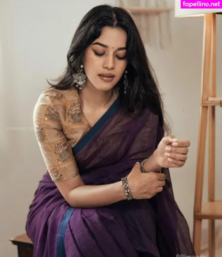 Mirnalini Ravi OnlyFans Thumbnail #xKHVPnIekN