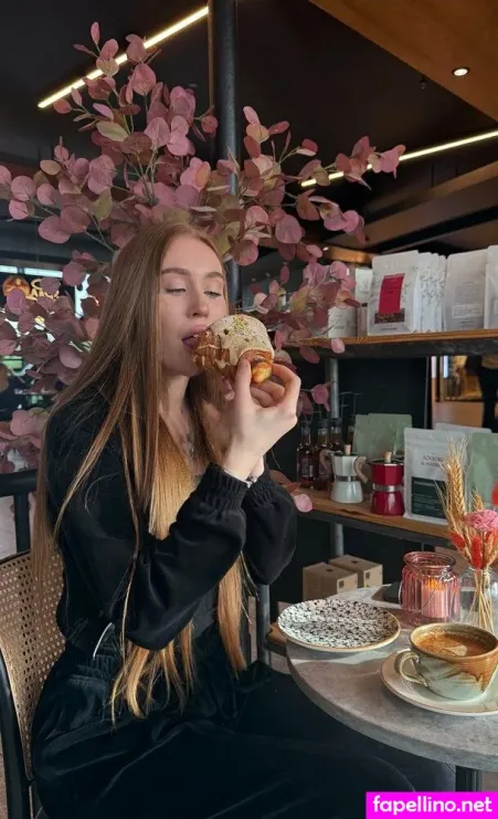 Mirraglowvip OnlyFans Thumbnail #W73XWqAQDE