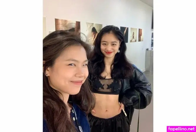 Mirrorcomb OnlyFans Thumbnail #qBZbcsIEPO