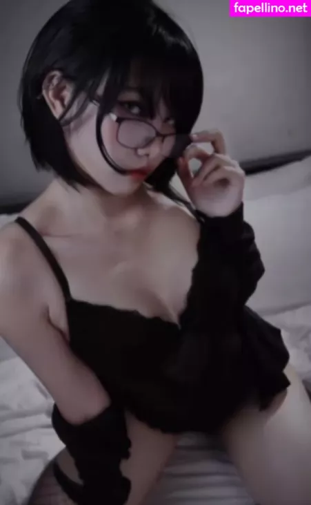 Miruusaki OnlyFans Thumbnail #MaM2gfj9SX