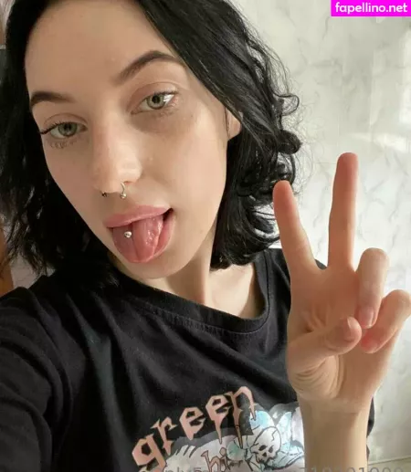 Misaki Meii OnlyFans Thumbnail #adiW4V8qMD