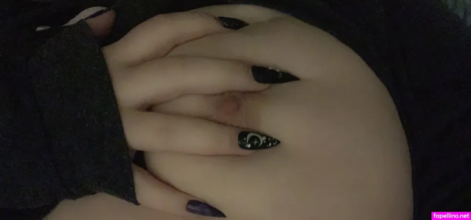 Misbehaving Kitty OnlyFans Thumbnail #SBshwlQTwD