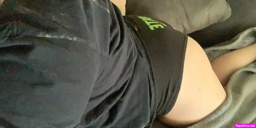 Misbehaving Kitty OnlyFans Thumbnail #tuQqO2Dc7M