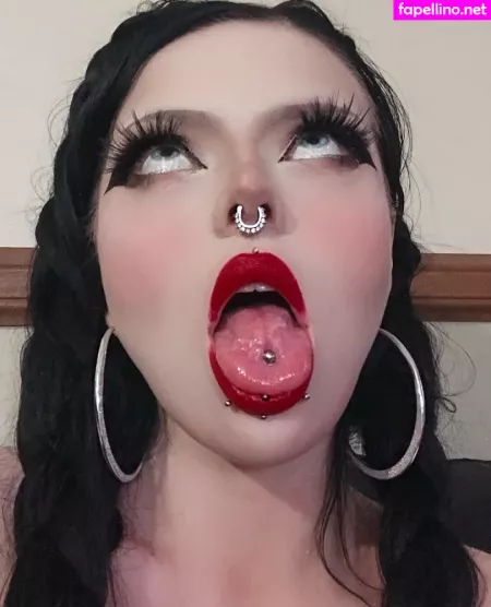 Mischa Cleo Moore OnlyFans Thumbnail #SCTdSkAMJl