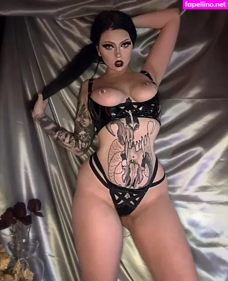 Mischa Cleo Moore OnlyFans Thumbnail #U0AfefoOPs