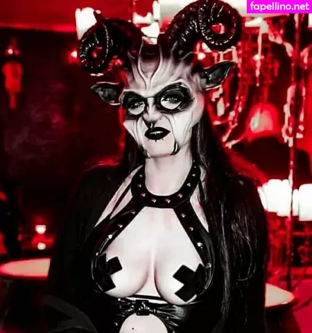 Mischa Cleo Moore OnlyFans Thumbnail #WSVwUu6gf1