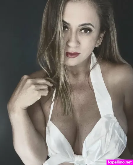 Mishel Karen OnlyFans Thumbnail #FBM1p3QeaL