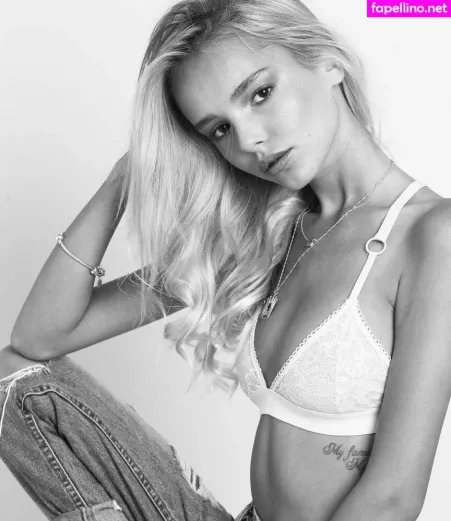 Mishel Zabelman OnlyFans Thumbnail #SxUlzVzquu