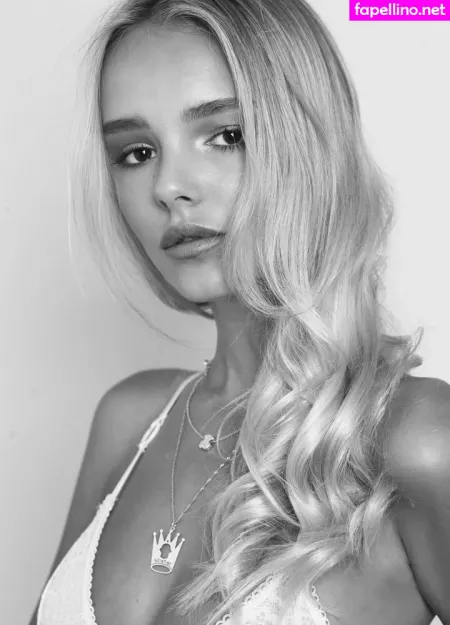 Mishel Zabelman OnlyFans Thumbnail #morJfVaE2K