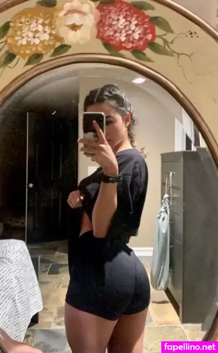 Mishkacalderon OnlyFans Thumbnail #0mfO2axzMM