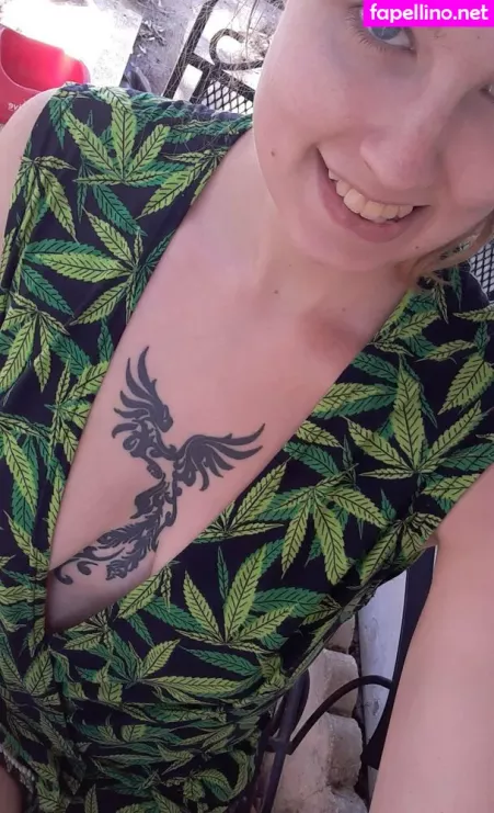 Mislonglegs OnlyFans Thumbnail #NOphTlG8fc