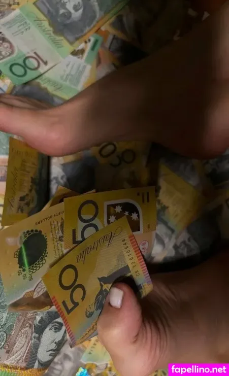 Mispoppiporcelain Main Profile Photo