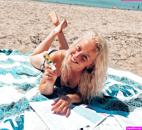 Miss Allie OnlyFans Thumbnail #49oJH7EsAv