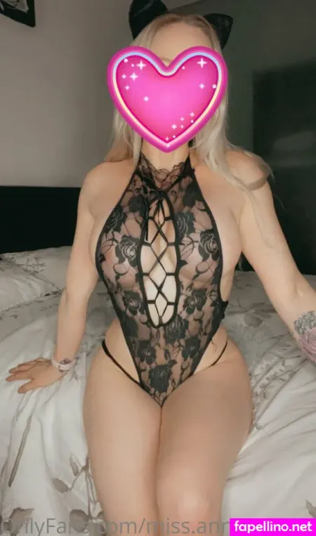 Miss Anna Belle OnlyFans Thumbnail #gt2gKJrLoI