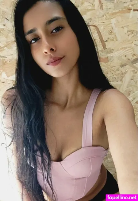 Miss Ari X OnlyFans Thumbnail #rAMqII5Nw8