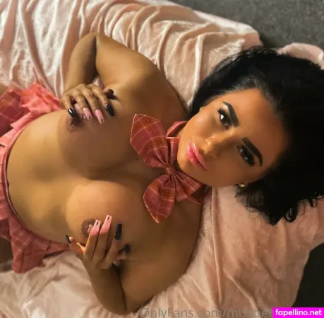 Miss Beth Stewart OnlyFans Thumbnail #735CHMsdkU