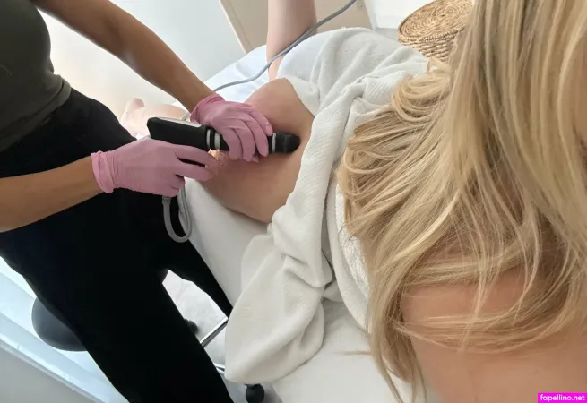 Miss Blondiie7 OnlyFans Thumbnail #okz9vQAivg