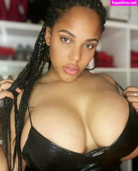 Miss Bonnie OnlyFans Thumbnail #j0E5SZpFpJ