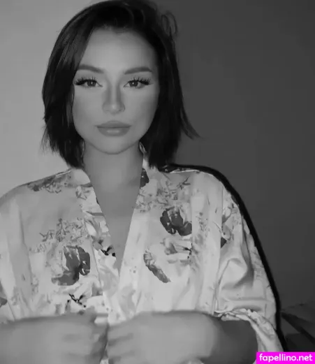 Miss Cherry OnlyFans Thumbnail #uj2t9AJ2iO