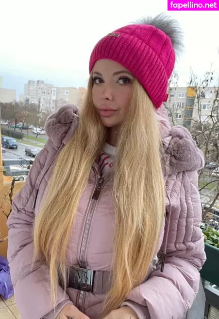 Miss Dawn99 OnlyFans Thumbnail #0izmedsEUZ