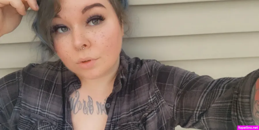 Miss Delilahrose OnlyFans Thumbnail #Rmc7C2ld5b