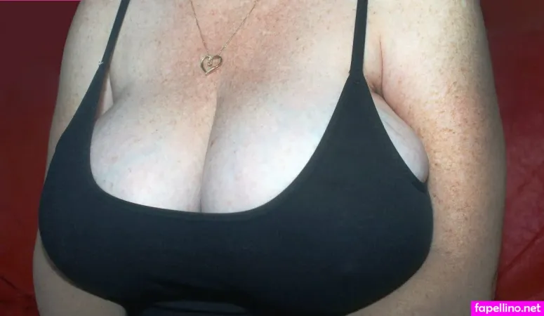Miss Emily Grey 1 OnlyFans Thumbnail #0iOJ7vRBT7