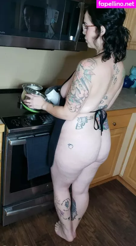 Miss Emm Xoxo OnlyFans Thumbnail #Ibq5fq27G6