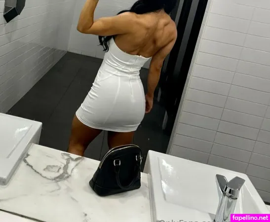 Miss Fitty 1 OnlyFans Thumbnail #g2b4jfpEnr