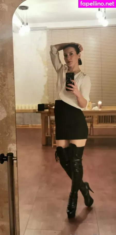 Miss Flora Femdom OnlyFans Thumbnail #x5LfTyrZtZ