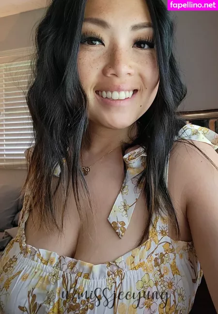 Miss Jee Yung OnlyFans Thumbnail #f6hduG9os8