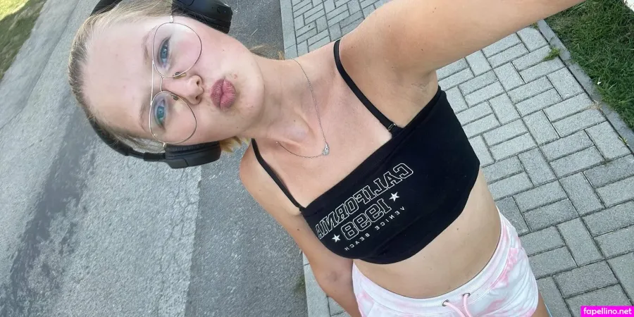 Miss Kitty Lk OnlyFans Thumbnail #VHQZ00CjMq