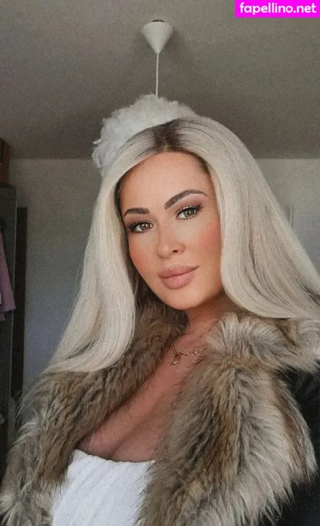 Miss Lia Promos OnlyFans Thumbnail #ZpUDBFPVlh
