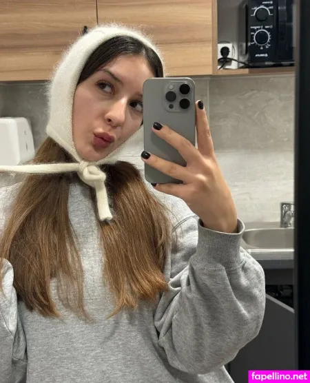 Miss Loraa OnlyFans Thumbnail #72oCe50OUT