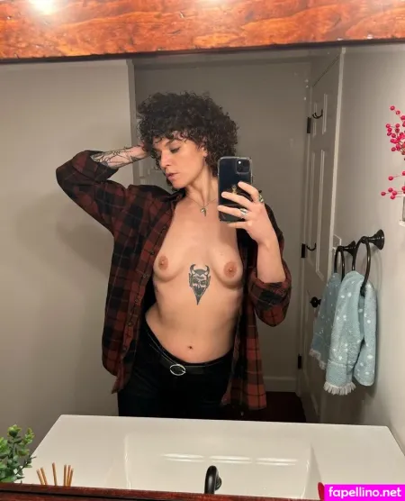 Miss Louisa OnlyFans Thumbnail #NGvQBGqiAn