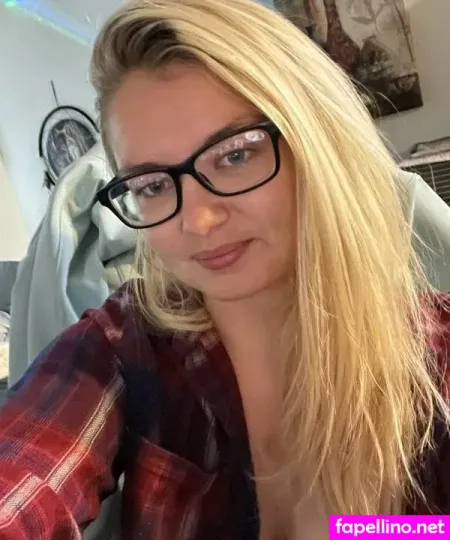 Miss Maddie91 OnlyFans Thumbnail #GFwekXPpD7