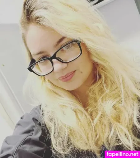 Miss Maddie91 OnlyFans Thumbnail #J1fyFiAvnt