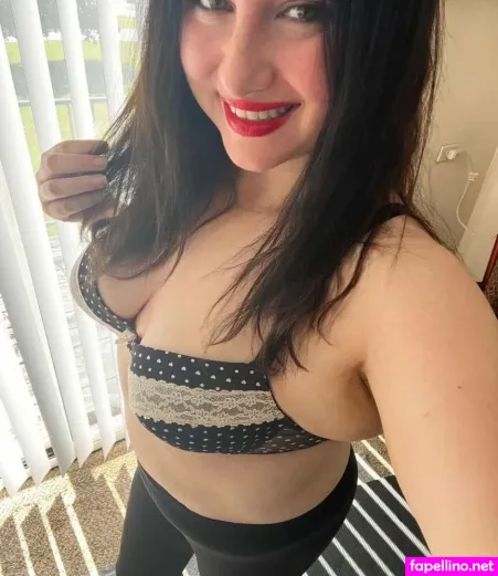 Miss Mandi OnlyFans Thumbnail #aZHEyY6pvp