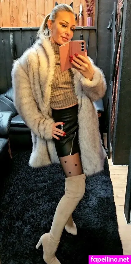 Miss Mila OnlyFans Thumbnail #s5HIUu0N1Z