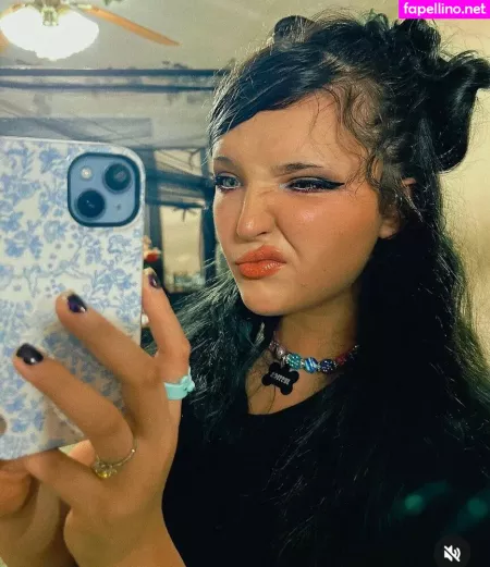 Miss Molotov OnlyFans Thumbnail #uy8xz7iysm