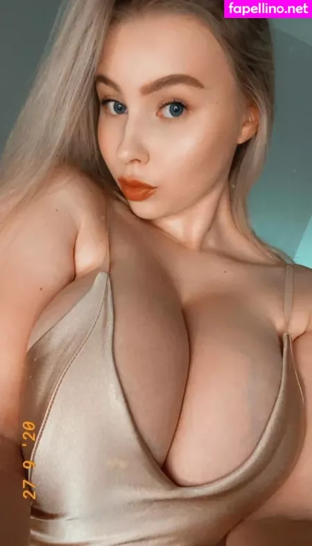Miss Paraskeva OnlyFans Thumbnail #zl2XQMXZRs