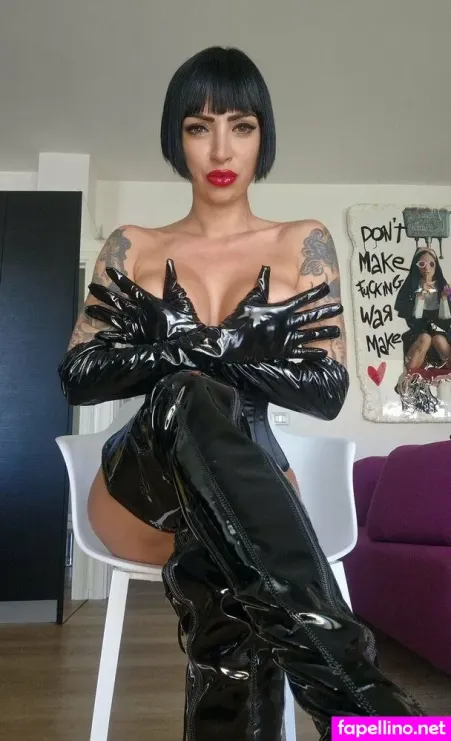Miss Priscilla OnlyFans Thumbnail #z9zWCojWTF