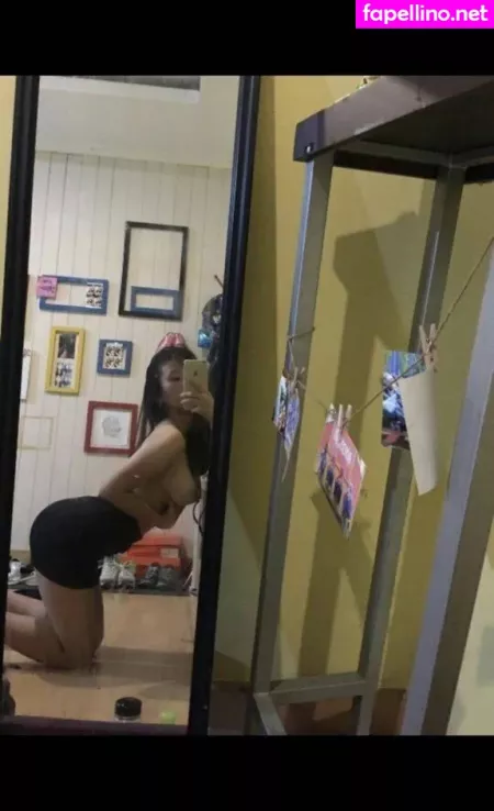 Miss R V OnlyFans Thumbnail #q6P0MrvSZm