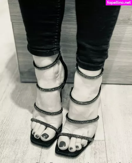 Miss Secretfeet OnlyFans Thumbnail #LspHf8jijh