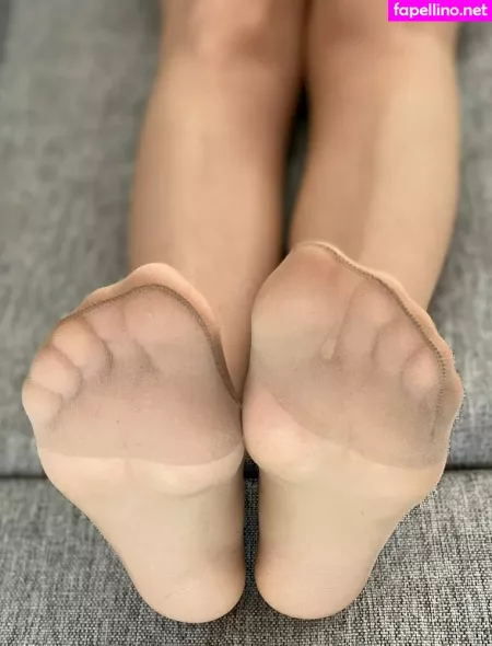 Miss Secretfeet OnlyFans Thumbnail #mvDKl26X9c