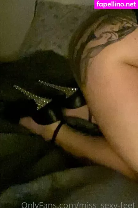 Miss Sexy Feet OnlyFans Thumbnail #G0yIb865ep