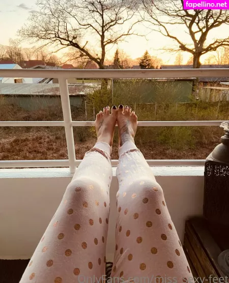 Miss Sexy Feet OnlyFans Thumbnail #Sf6OoGNia8
